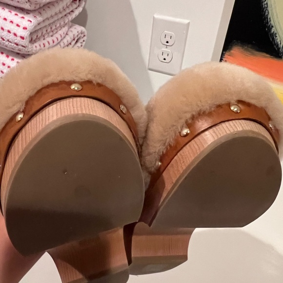 Fabrizio Viti Jean shearling daisy clogs like new size 38 made in Italy auth! - Picture 10 of 11